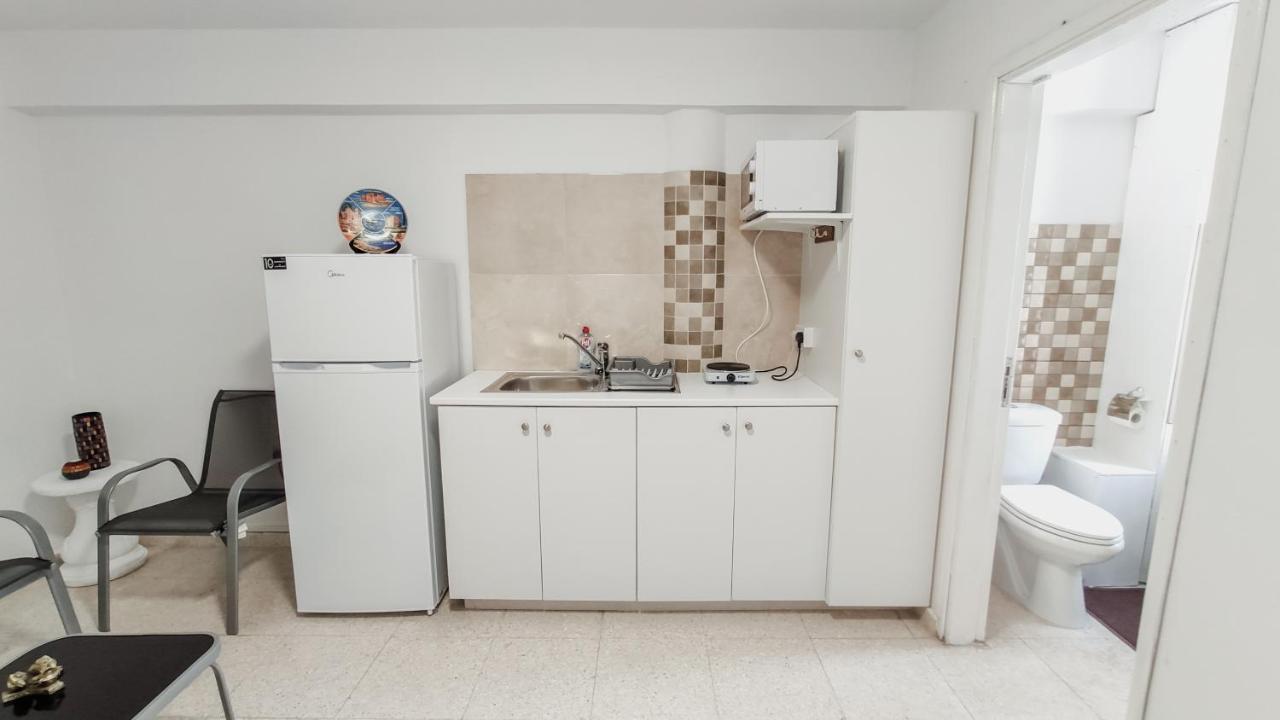 Capuccino Flats Apartment Айя Напа Екстериор снимка